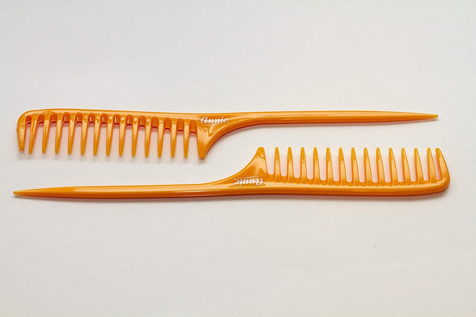 Large bone tail comb